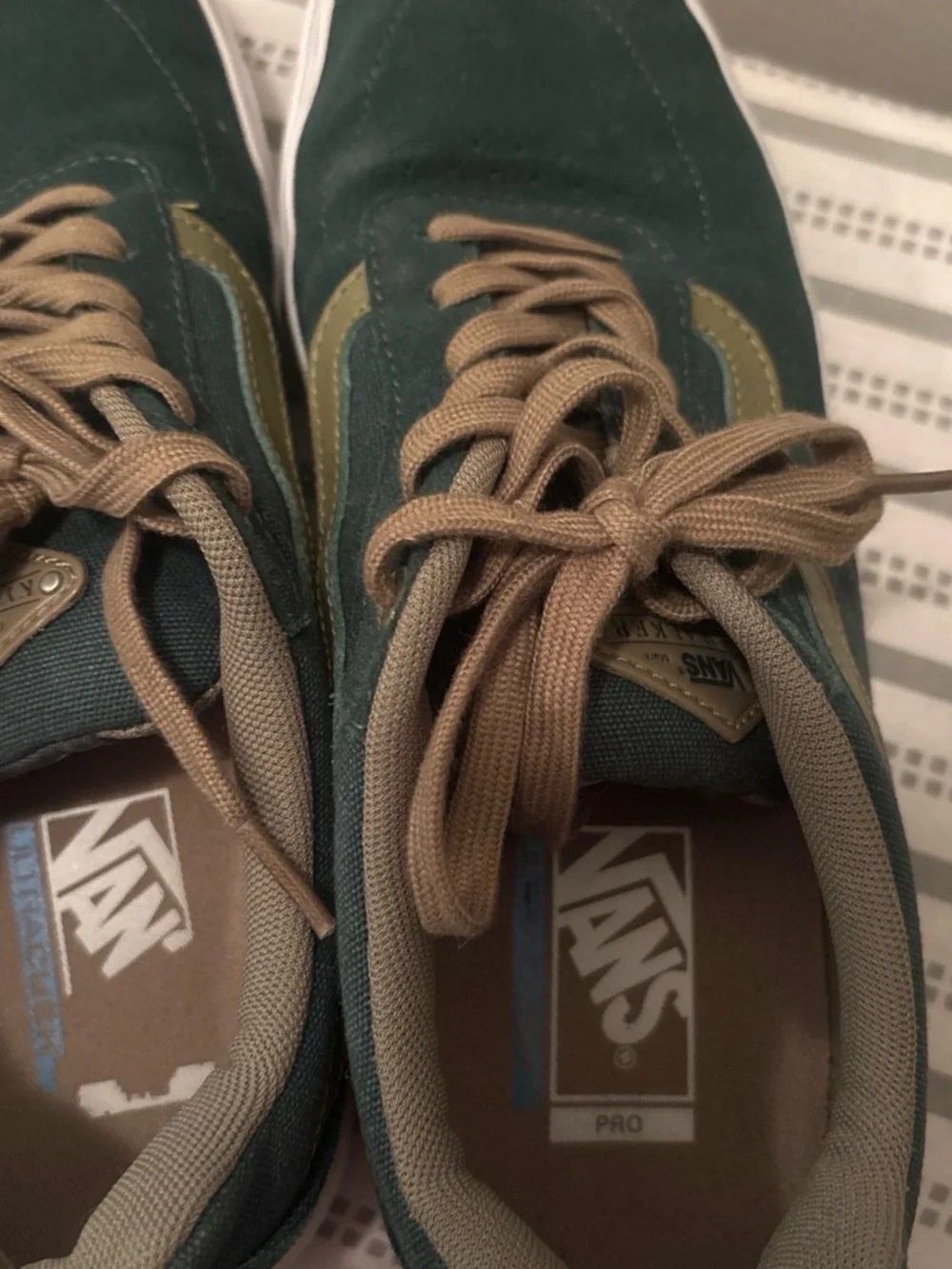 Vans Men’s Green Suede Low-Top Sneakers with Tan Accents